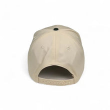 Load image into Gallery viewer, BIRDS Upside Down Hat
