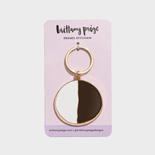 Load image into Gallery viewer, NYC Black &amp; White Cookie Enamel Keychain
