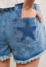 Load image into Gallery viewer, Star Pocket Denim Cut off Shorts
