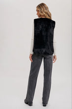 Load image into Gallery viewer, Faux Fur Vest | Black

