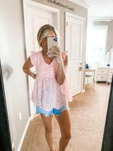 Load image into Gallery viewer, FINAL SALE: Eyelet Lace Scallop Top | Pink
